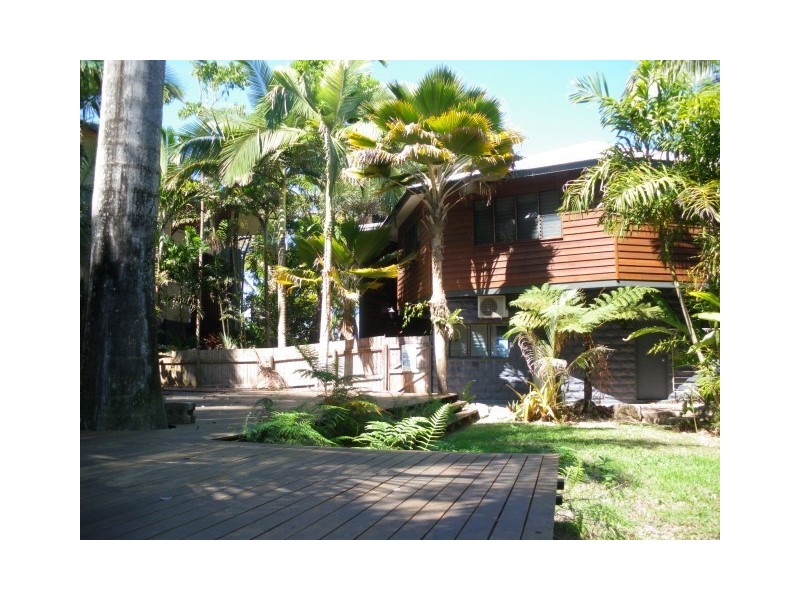 52 Marine Parade, Mission Beach QLD 4852