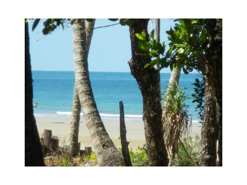 52 Marine Parade, Mission Beach QLD 4852