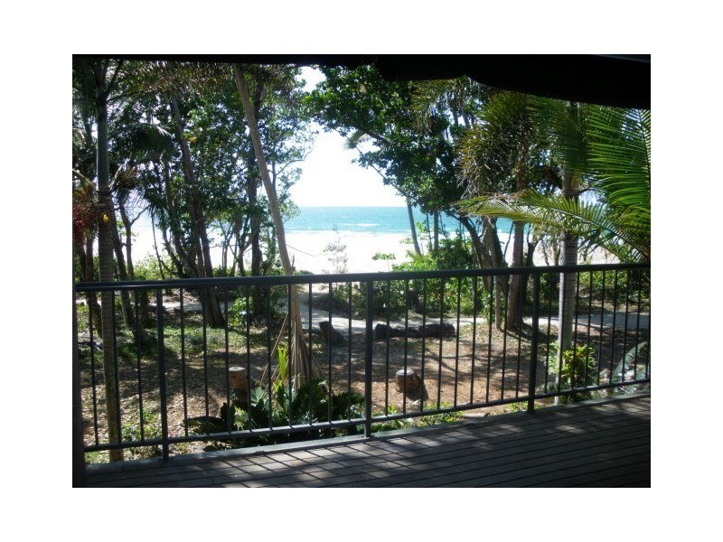52 Marine Parade, Mission Beach QLD 4852