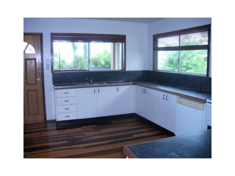 15 Porter Promenade, Mission Beach QLD 4852