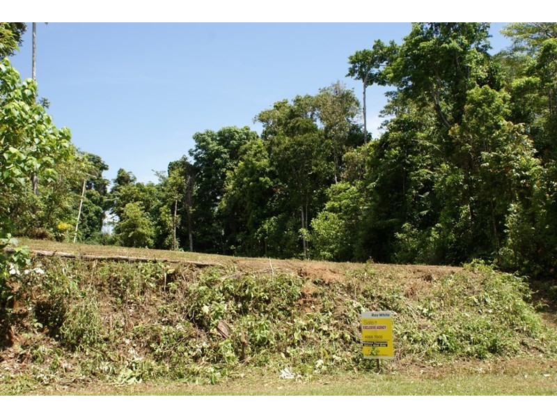 80 Cutten Street, Bingil Bay QLD 4852