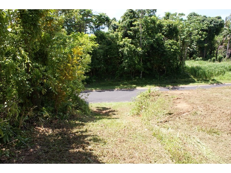 80 Cutten Street, Bingil Bay QLD 4852