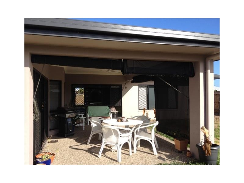 42 Midshipman Street, South Mission QLD 4852