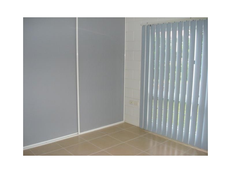 6 Kent Close, Mission Beach QLD 4852