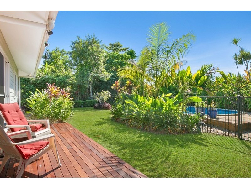 15 Spurwood Close, Wongaling Beach QLD 4852