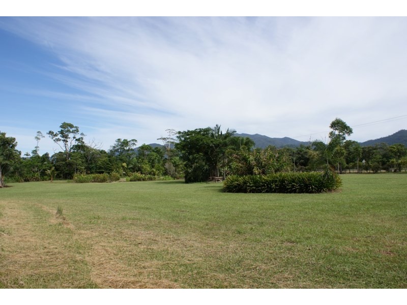 252 East Feluga Road, East Feluga QLD 4854