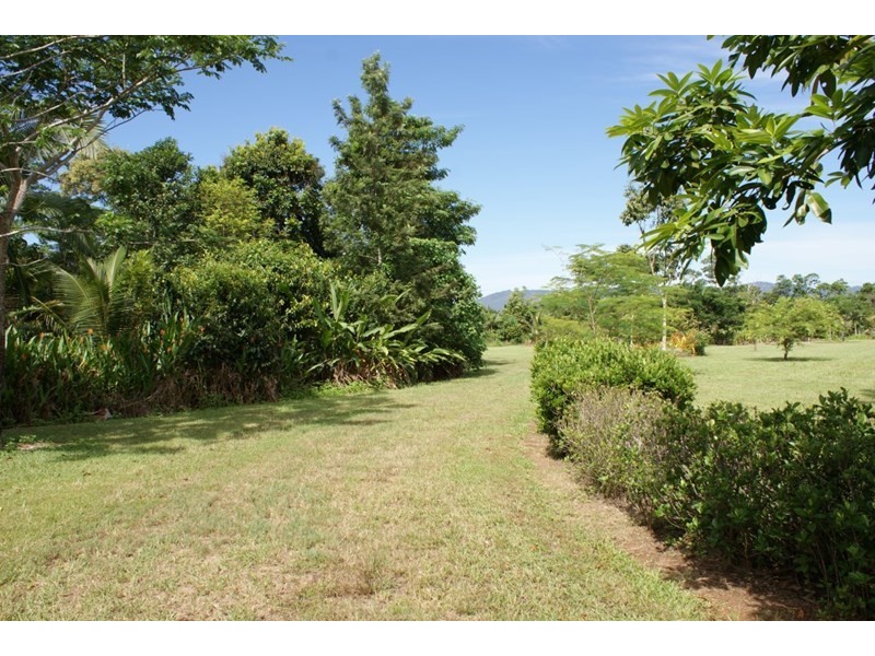 252 East Feluga Road, East Feluga QLD 4854