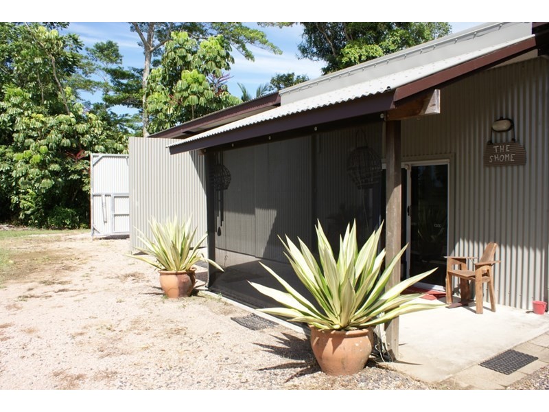 252 East Feluga Road, East Feluga QLD 4854