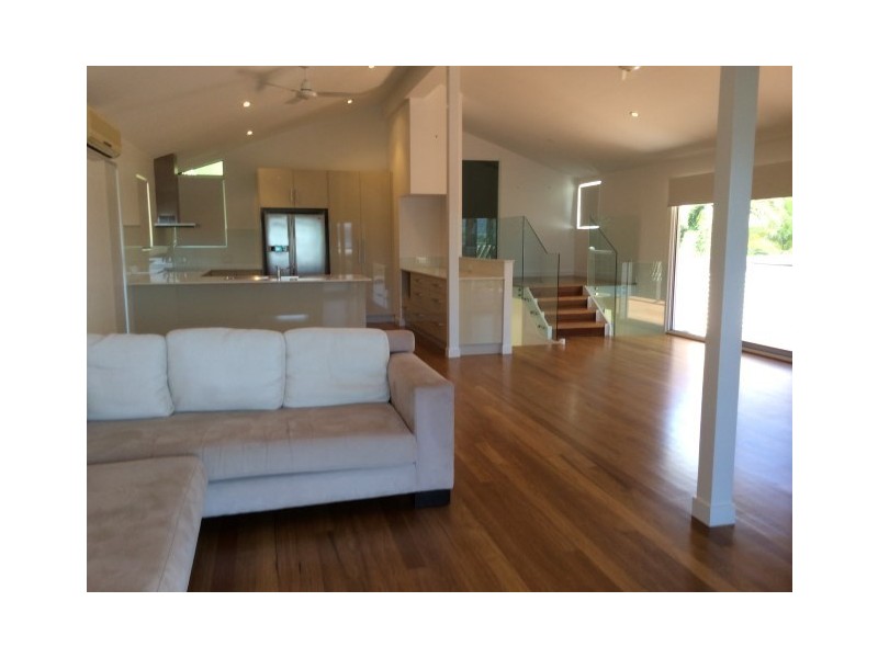 32 Mitchell Street, South Mission QLD 4852