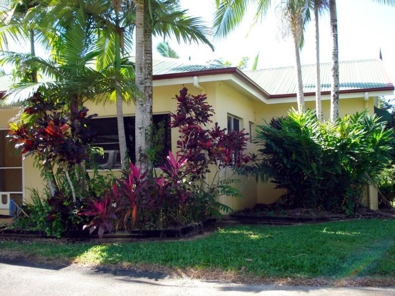 Mission Beach QLD 4852