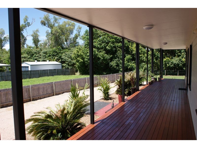 25 Spinnaker Street, South Mission QLD 4852