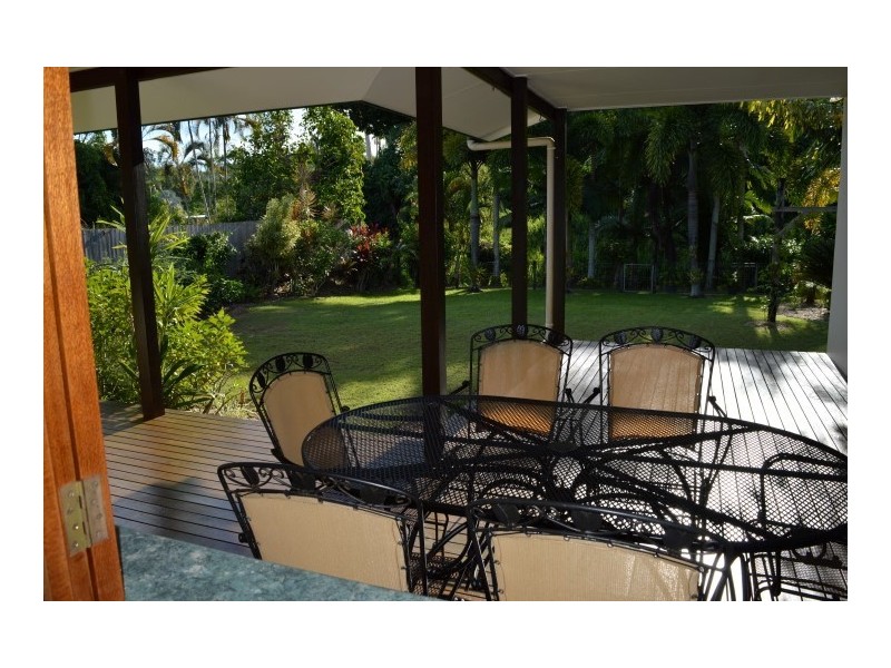 23 Kwila Street, Wongaling Beach QLD 4852