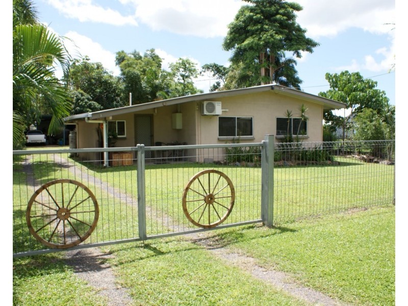 3 Wilson Street, El Arish QLD 4855