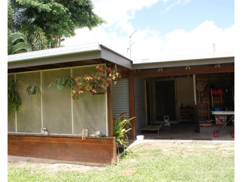 3 Wilson Street, El Arish QLD 4855