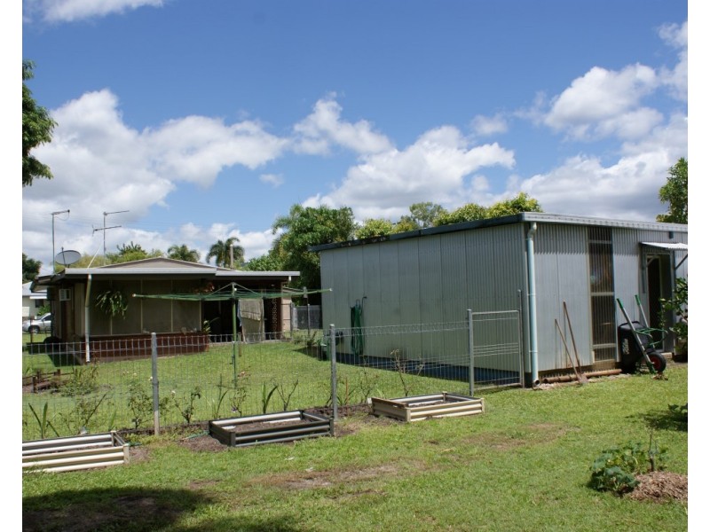 3 Wilson Street, El Arish QLD 4855