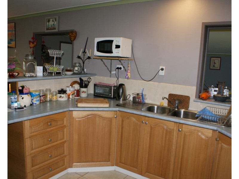 3 Wilson Street, El Arish QLD 4855