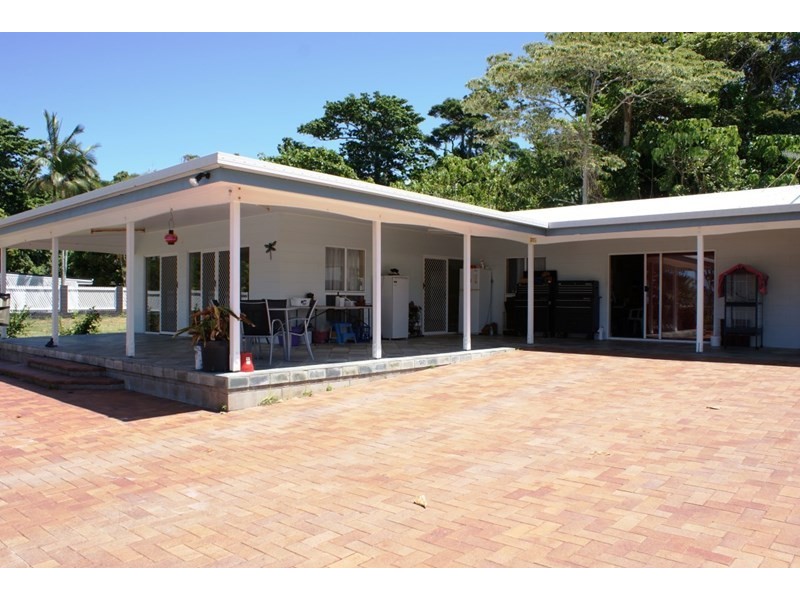 64 Porter Promenade, Mission Beach QLD 4852