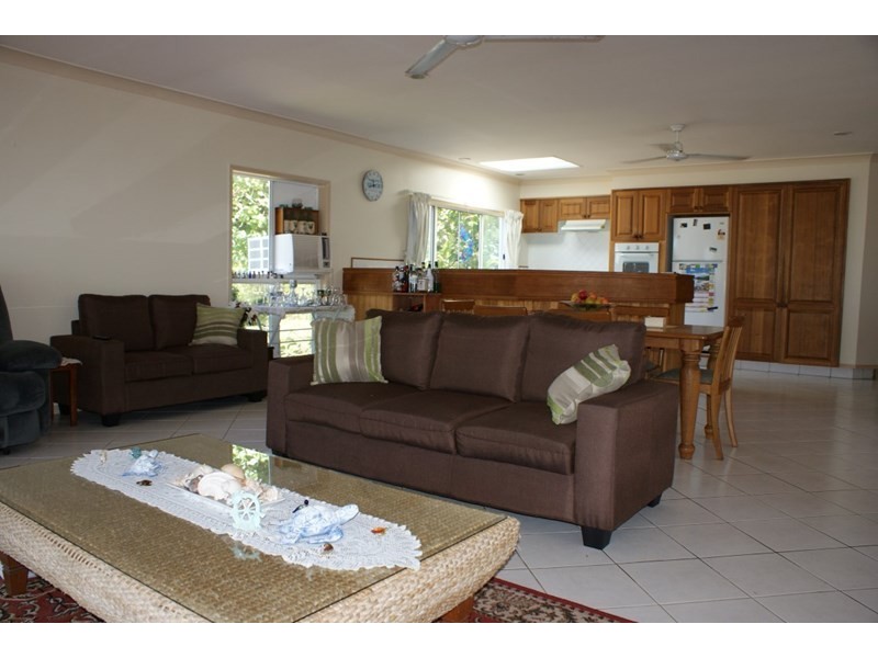 64 Porter Promenade, Mission Beach QLD 4852