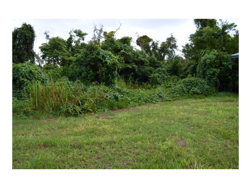 31 Holland Street, Wongaling Beach QLD 4852