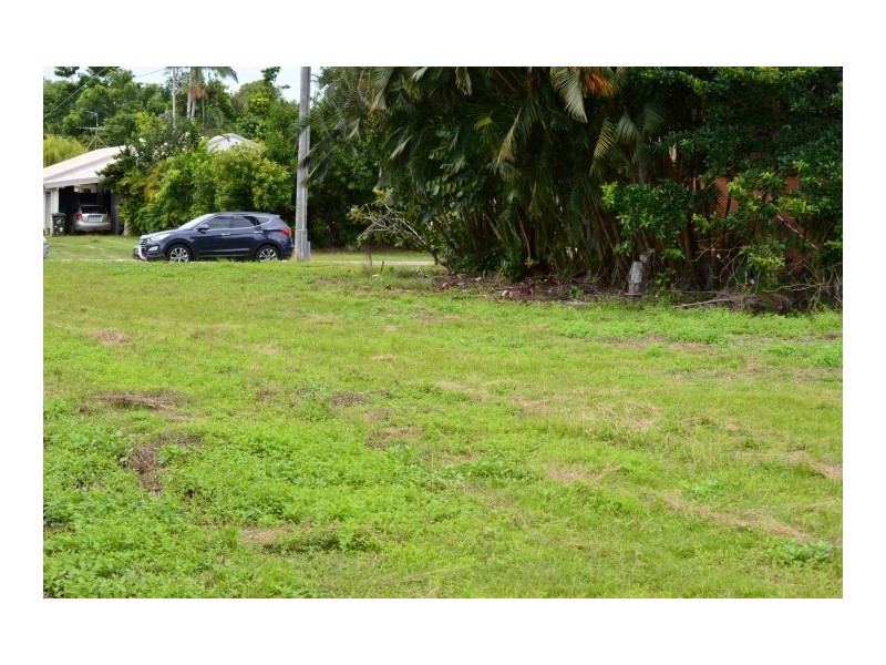 19 Buccaneer Street, South Mission QLD 4852