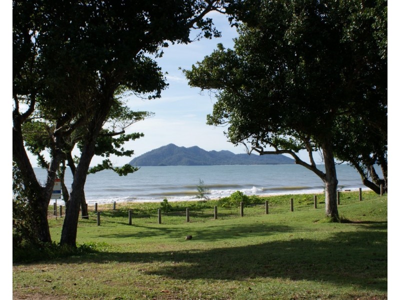 1 Shore Street, Wongaling Beach QLD 4852