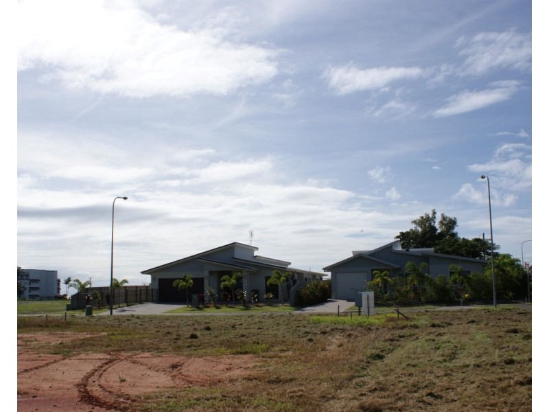 1 Shore Street, Wongaling Beach QLD 4852