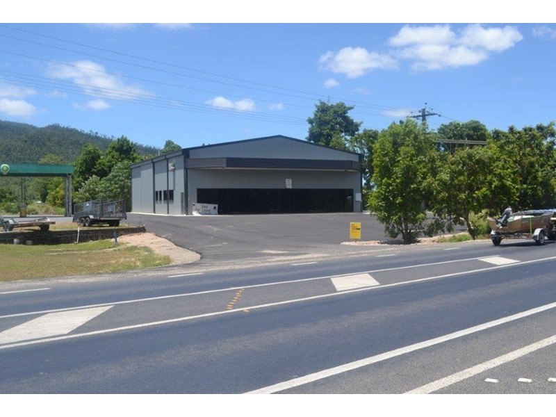 59498 Bruce Highway, Tully QLD 4854