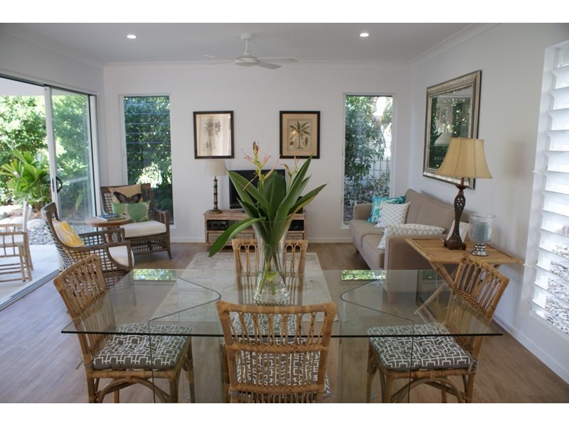 2/24 Southward Street, Mission Beach QLD 4852