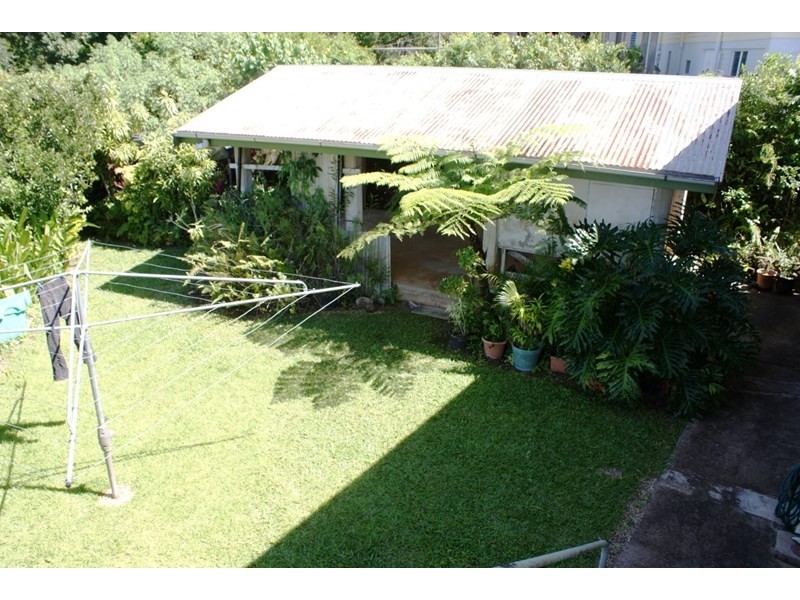 23 Hyatt Street, Tully QLD 4854