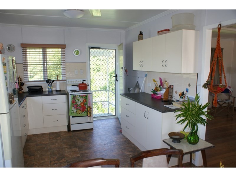 23 Hyatt Street, Tully QLD 4854