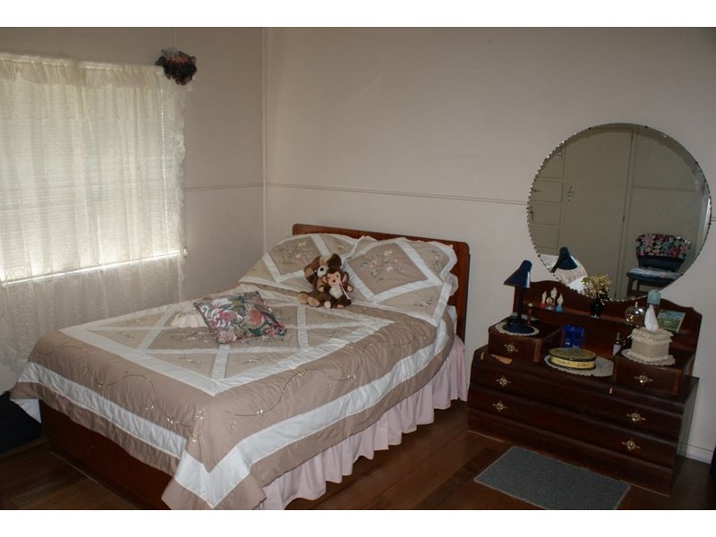 23 Hyatt Street, Tully QLD 4854