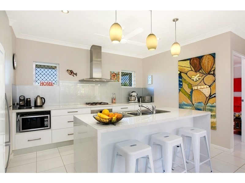 13 Shore Street, Wongaling Beach QLD 4852