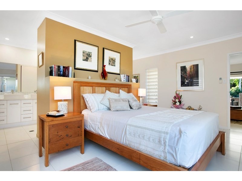 13 Shore Street, Wongaling Beach QLD 4852