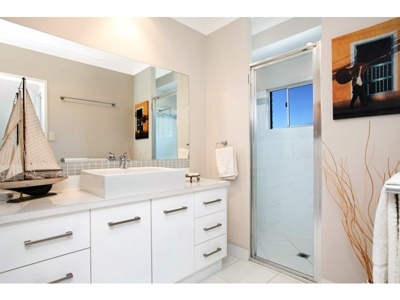 13 Shore Street, Wongaling Beach QLD 4852