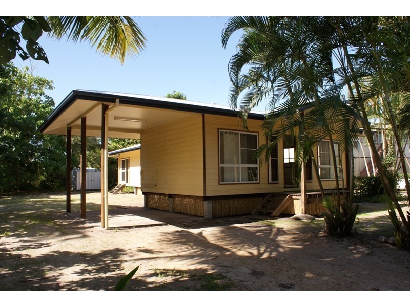 74 Holland Street, Wongaling Beach QLD 4852
