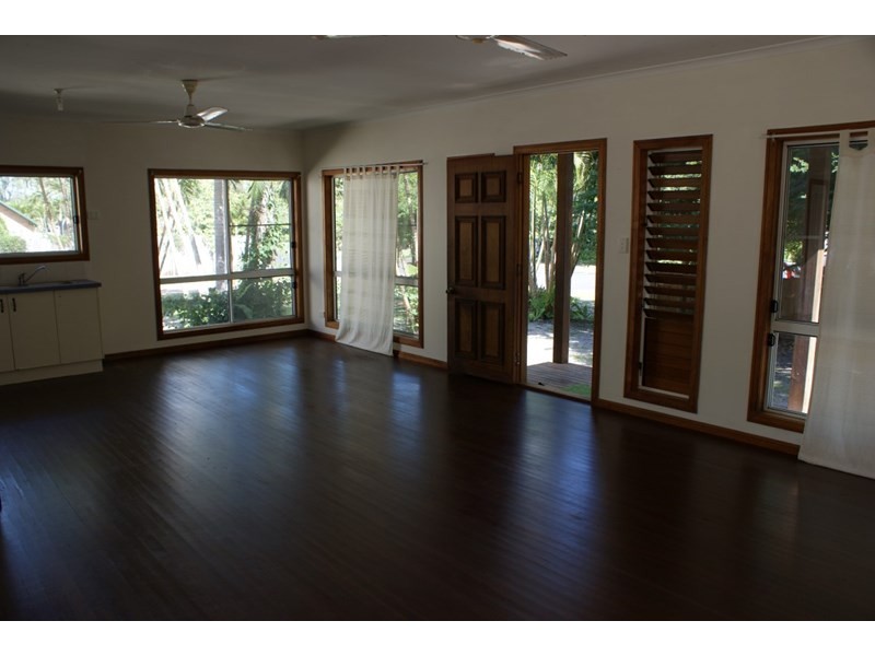 74 Holland Street, Wongaling Beach QLD 4852