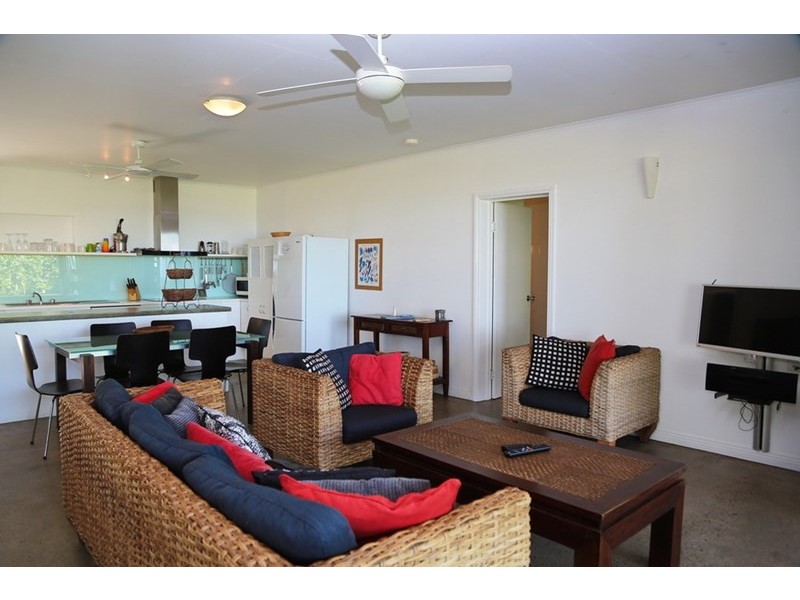 14 Donkin Lane, Mission Beach QLD 4852