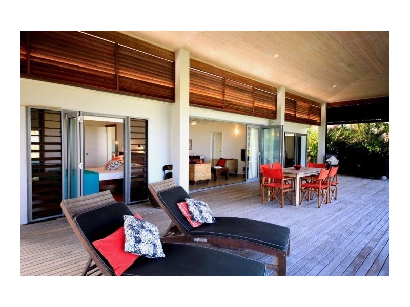 14 Donkin Lane, Mission Beach QLD 4852