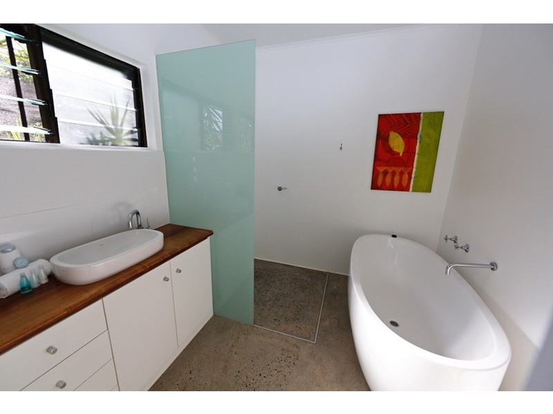 14 Donkin Lane, Mission Beach QLD 4852