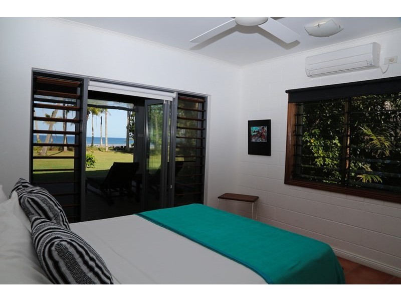 14 Donkin Lane, Mission Beach QLD 4852
