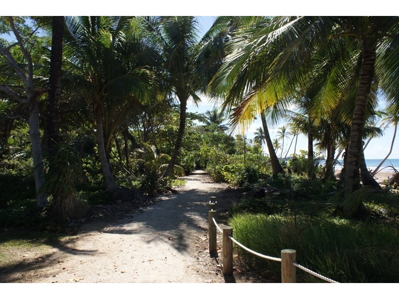 19 Nivosa Court, Mission Beach QLD 4852
