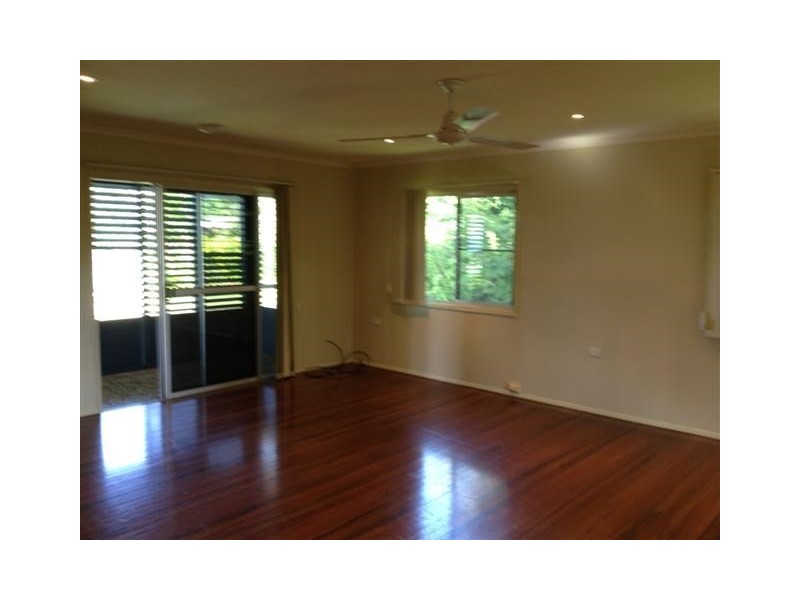 31 Cutten Street, Bingil Bay QLD 4852