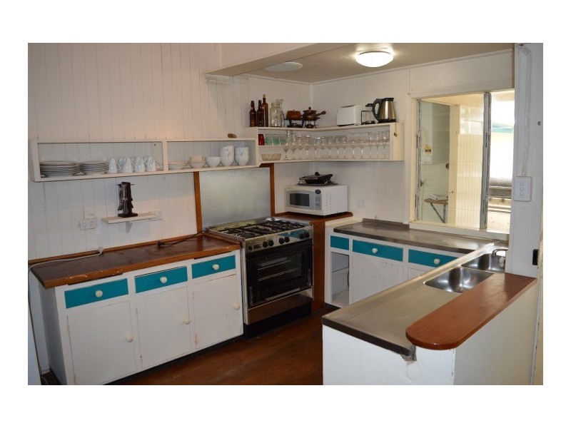 76 Porter Promenade, Mission Beach QLD 4852