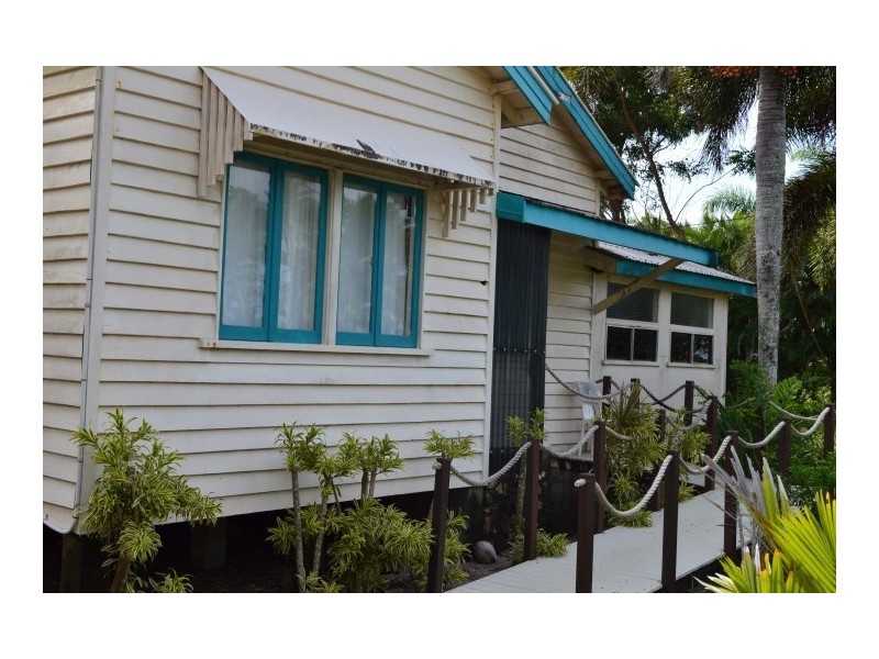 76 Porter Promenade, Mission Beach QLD 4852