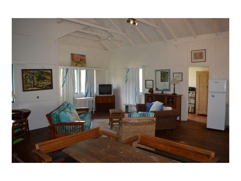 76 Porter Promenade, Mission Beach QLD 4852