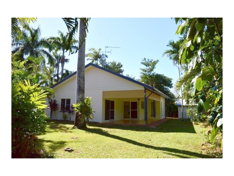 7 Penwerris Place, Mission Beach QLD 4852