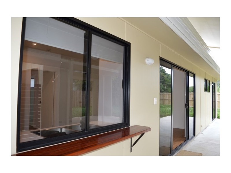 25 Casuarina Crescent, Mission Beach QLD 4852