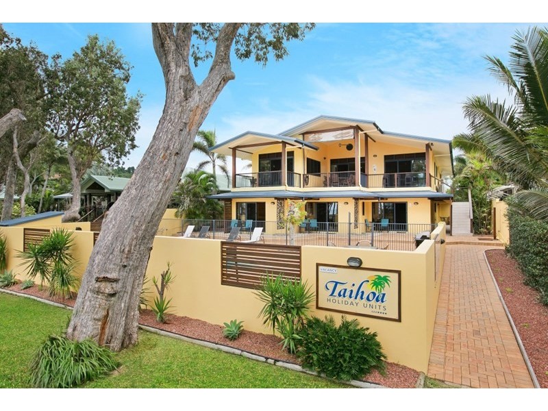 24 Kennedy Esplanade, South Mission QLD 4852