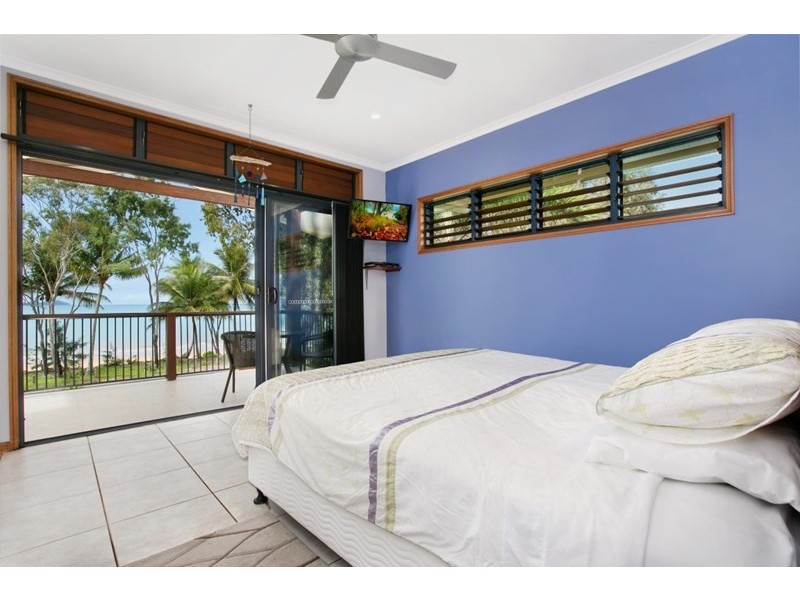 24 Kennedy Esplanade, South Mission QLD 4852