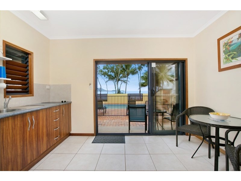24 Kennedy Esplanade, South Mission QLD 4852
